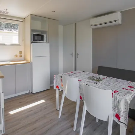 Taxo Les Pins - Maeva 4*