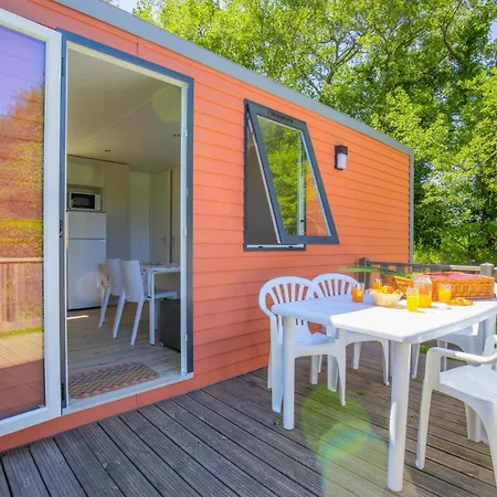 Taxo Les Pins - Maeva Campsite